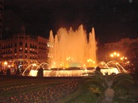 Plaza del Ayuntamiento at night